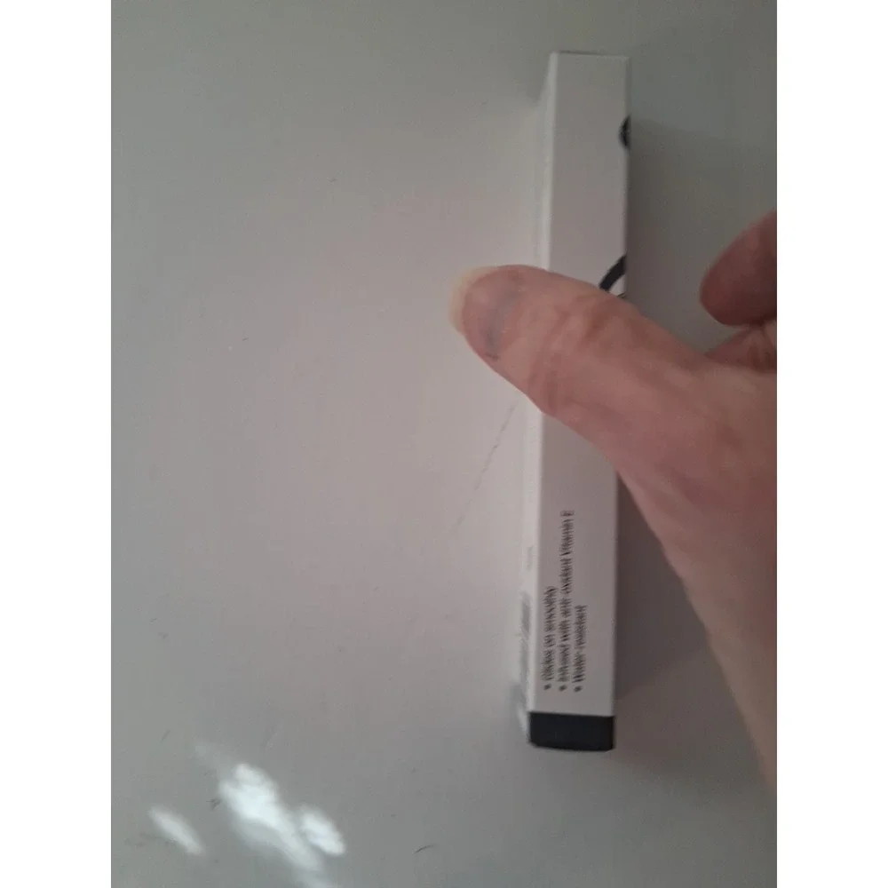 2 Eyeliners: Neutrogena Smokey Kohl Eyeliner & Intense Gel Eyeliner Smokey Grey